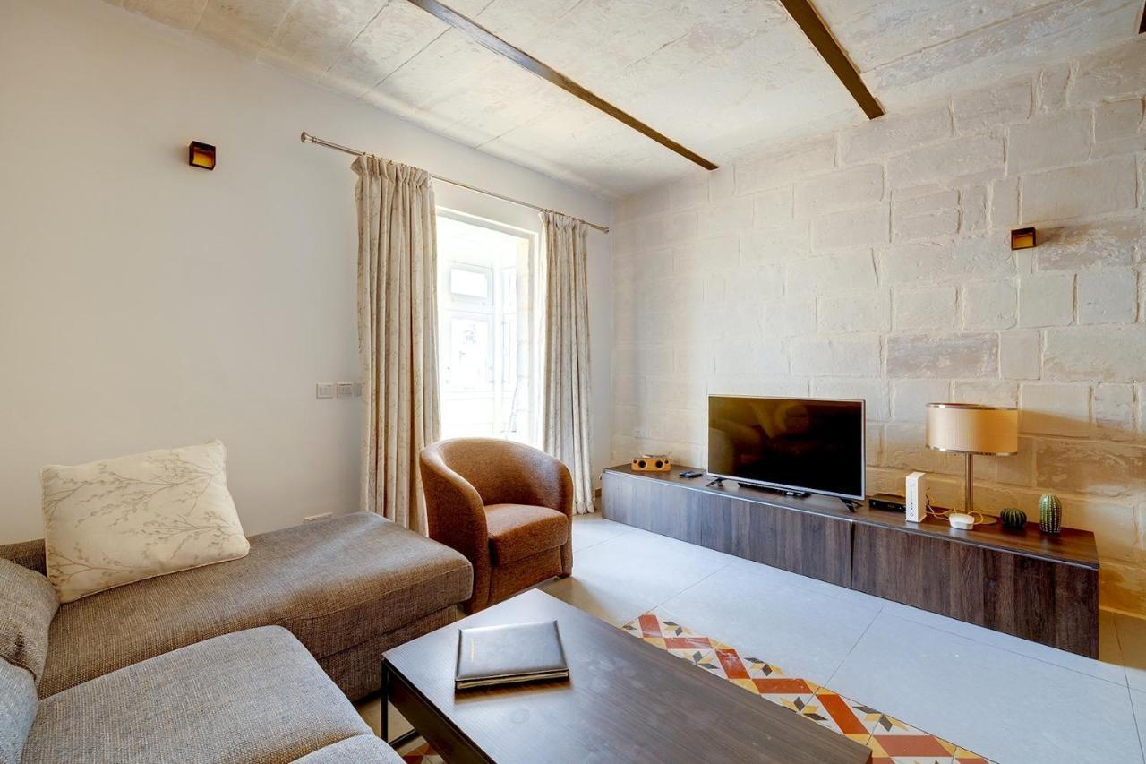 Luxurious 2Br Apartment In バレッタ エクステリア 写真