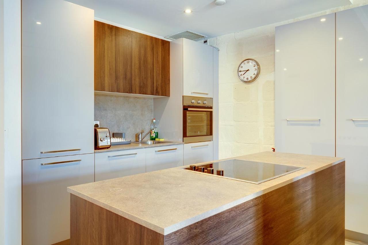 Luxurious 2Br Apartment In バレッタ エクステリア 写真